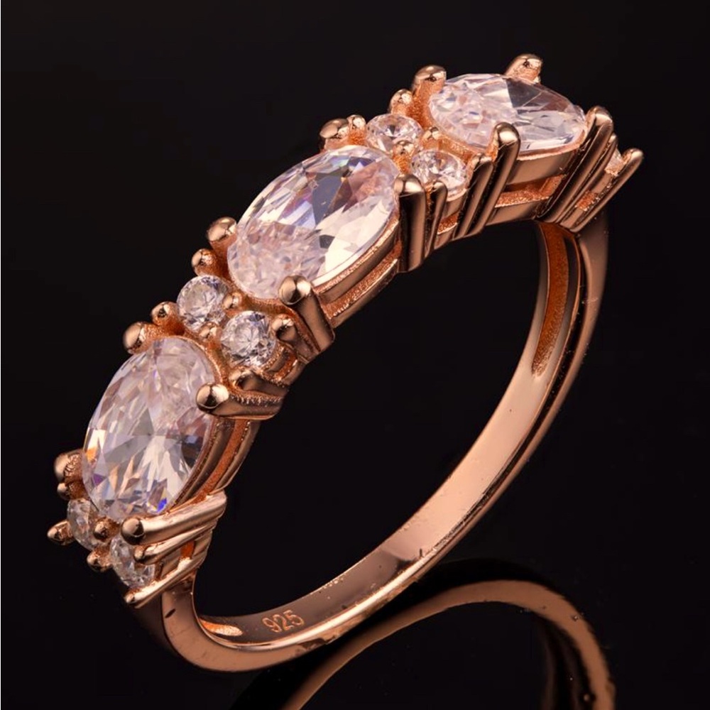 NEW with box! Stauer Stress Free Glamour Ring